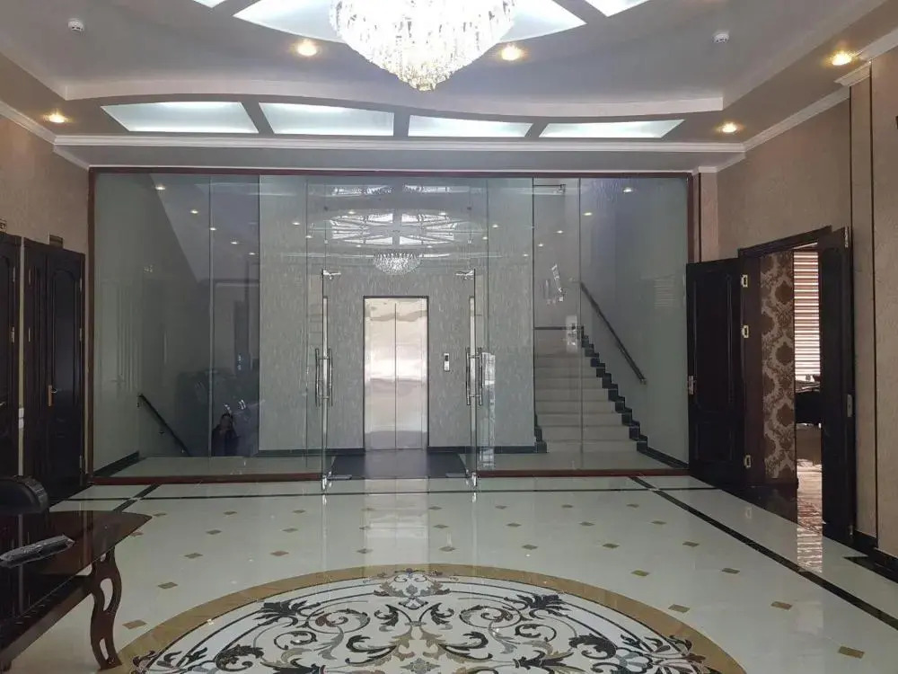 Гулистон Гранд