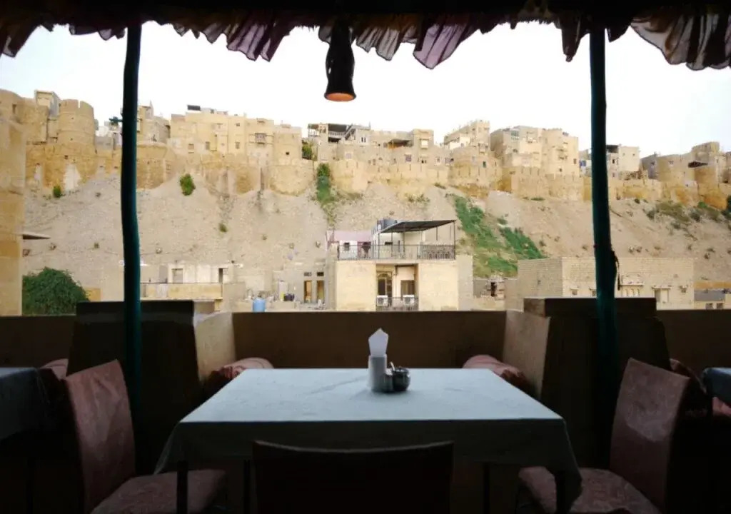 Hotel Roop Mahal