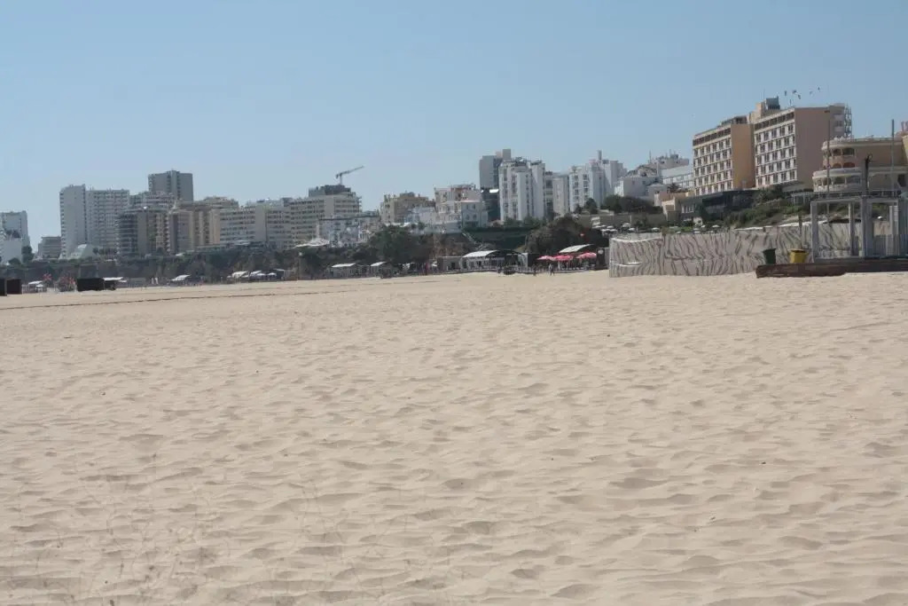 T1 Varandas da Rocha by amcf