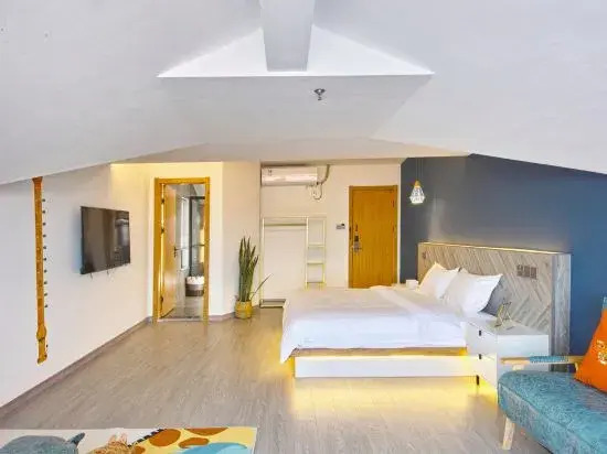 Suzhou Banmu Xianyun Homestay (Xishan Scenic Area)