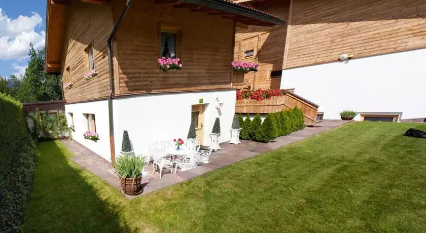 Chalet - Appartements Julitta