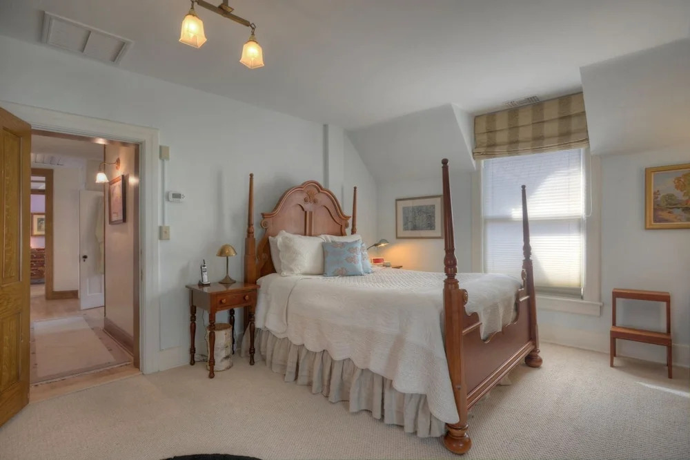 Furlow House Re835