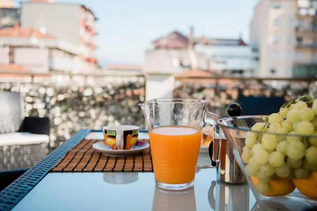 ALTIDO Apt for 8 with huge terrace in Old town of Viareggio