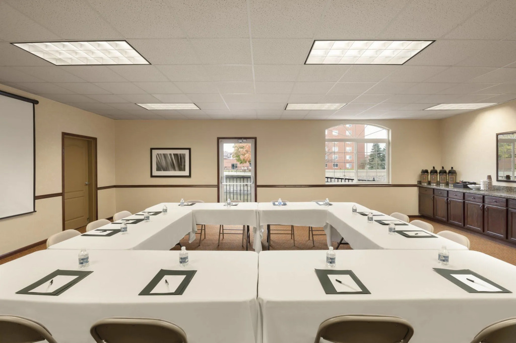Country Inn & Suites by Radisson, Sioux Falls