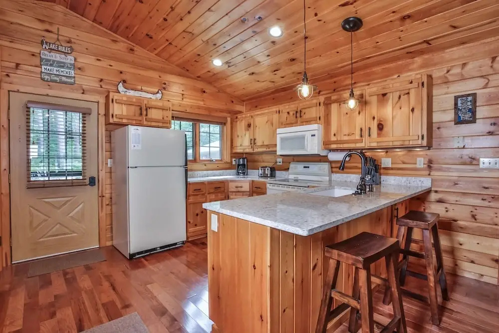 Stormy Pines - Hiller Vacation S 3 Bedroom Home
