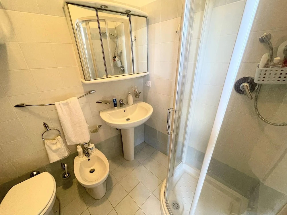 Elegant Apt Spoleto A1 Train Station 2 kms Sleeps 6