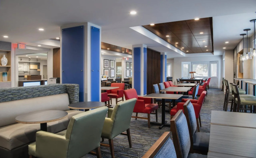 Holiday Inn Express & Suites Saskatoon Centre by IHG
