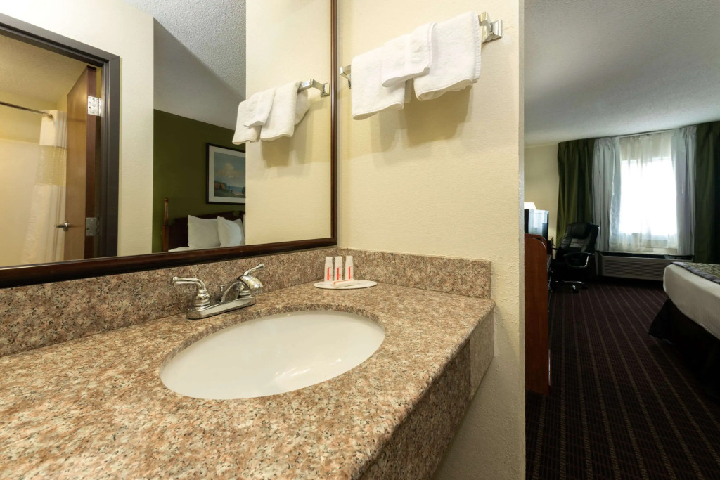 Baymont by Wyndham Louisville South/Shepherdsville/I 65