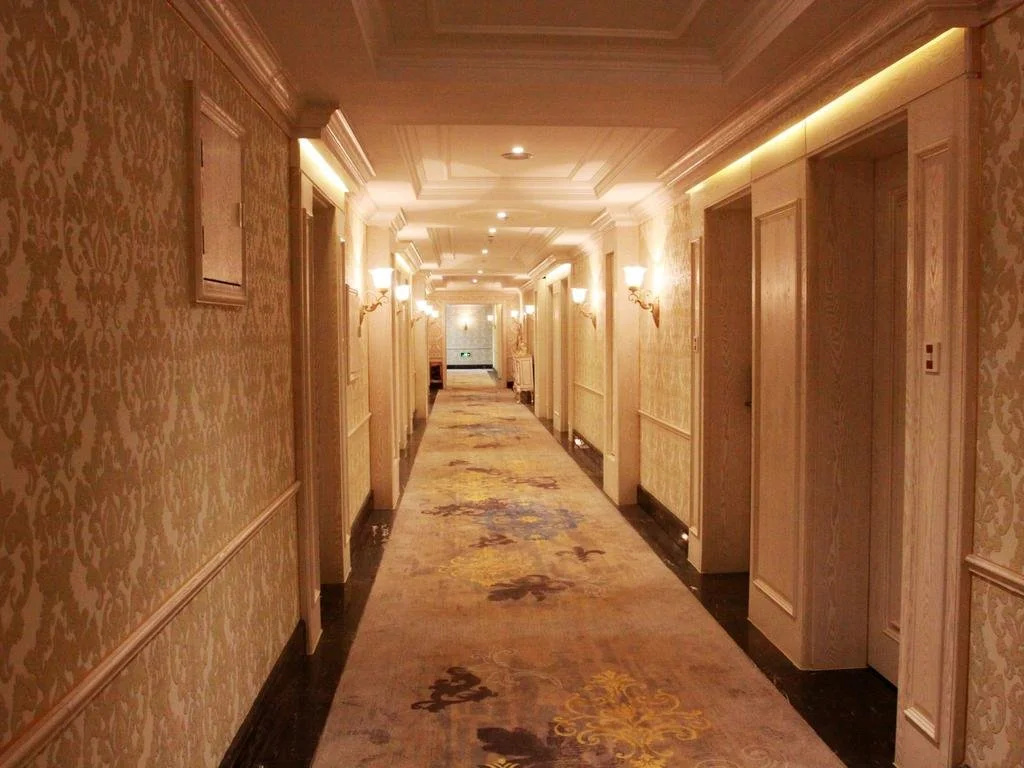 Four Seasons Fashion Hotel (Yongkang South Railway Station Xijinqiao Pedestrian Street)