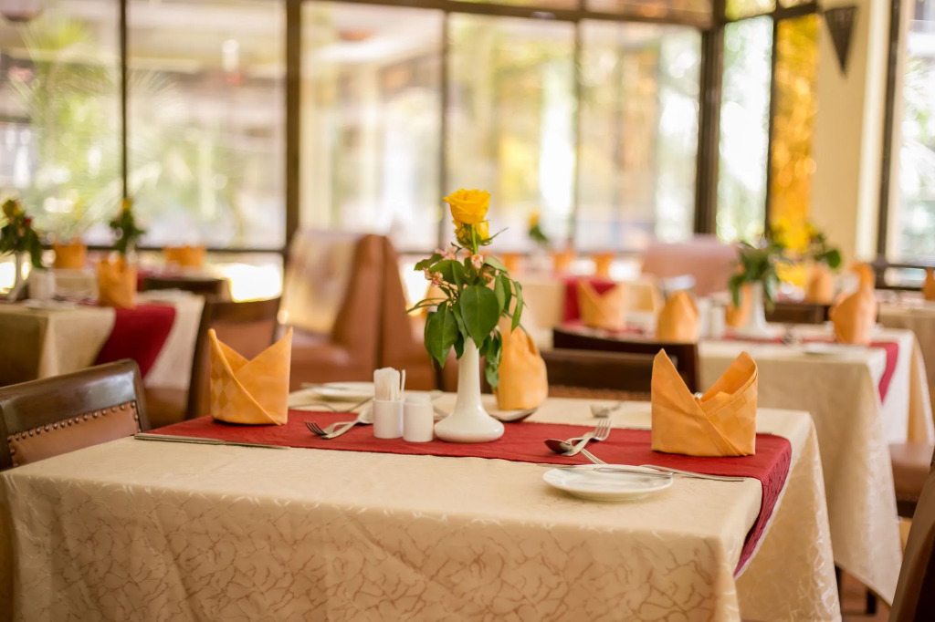 Waridi Paradise Hotel and Suites
