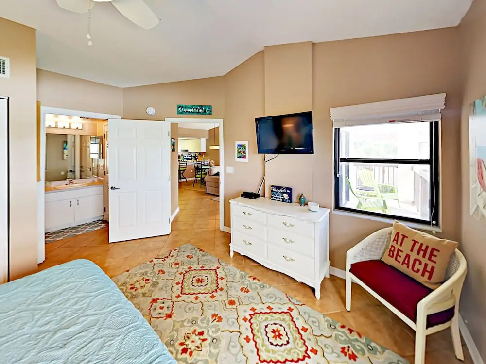 Sunny Unit #L31 - 2 Br Condo