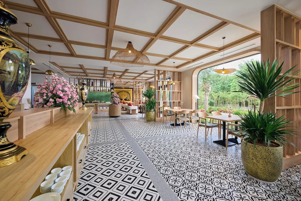 Heritage Charm Hotel Trang An