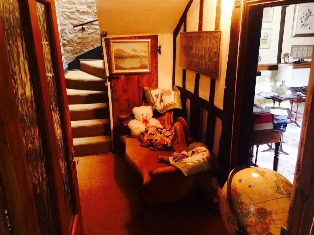 The Old Court House Guest House