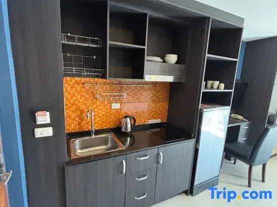 New Nordic Club 1 Condotel South Pattaya Twin Standard Room