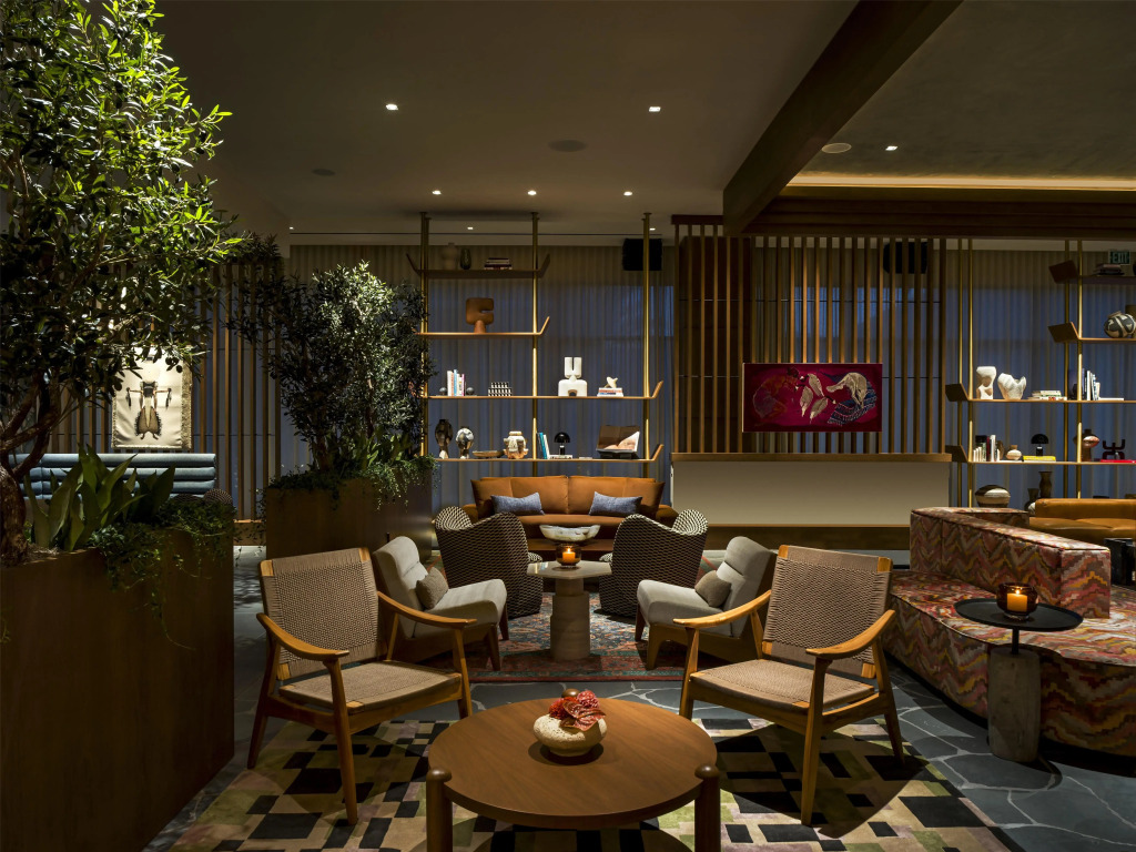 Thompson Palm Springs, by Hyatt
