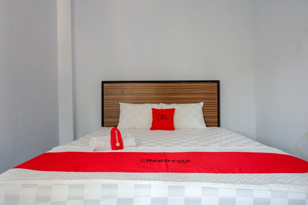 Hotel Viranza by RedDoorz