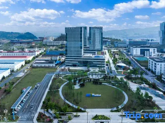 Yibin Lingang University City Convention and Exhibition Center Atour Hotel