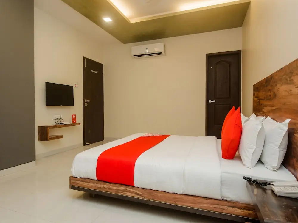 Hotel Sai Comforts