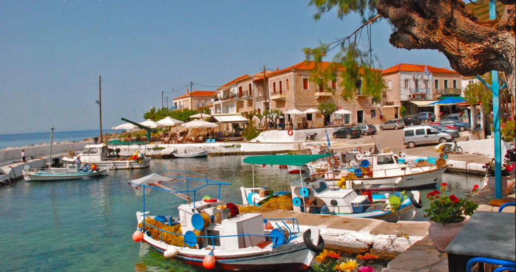 Mani Seaview Villa Lida Luxury Close to the Beach