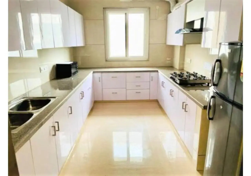 BluO 1BHK - DLF CyberCity, MG Road - Balcony, Lift