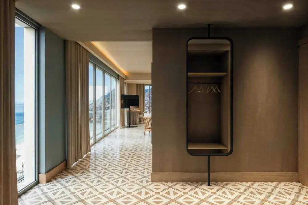 Four Points by Sheraton São Vicente Resort