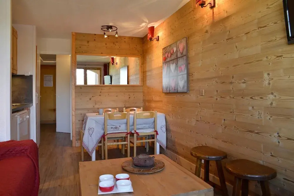 Belle Plagne Studio 4 for People of 24 mÂ² on the Slopes Th220
