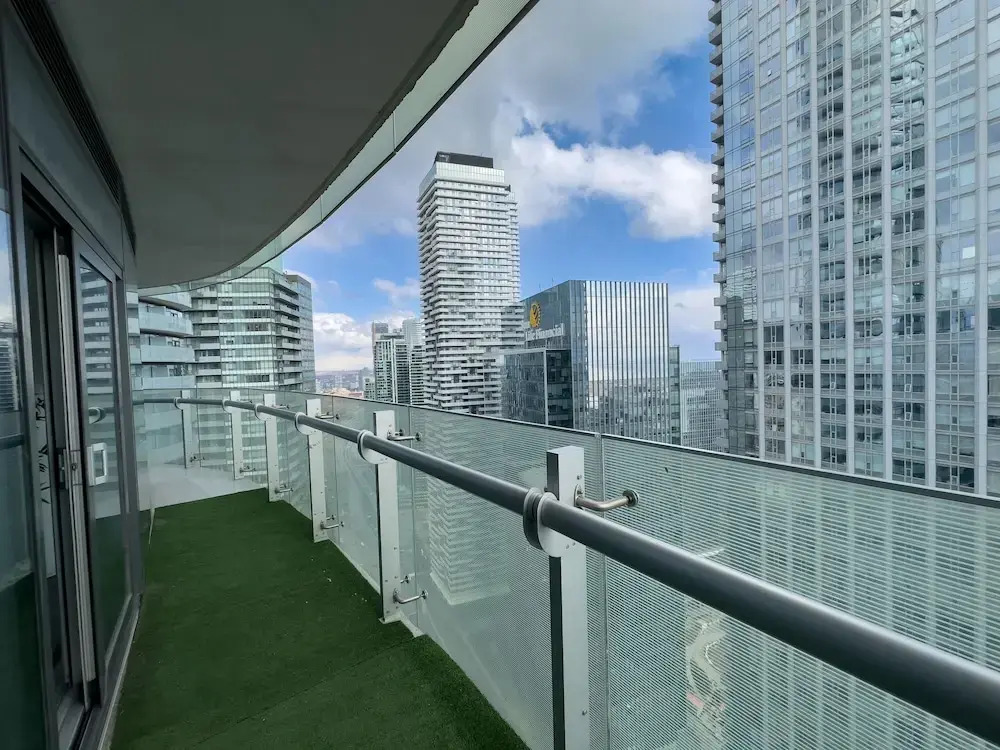 Gorgeous Lakeview Boutique Suites