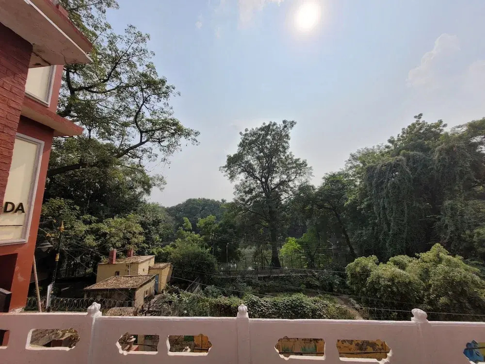 Hotel Ananda Kashi