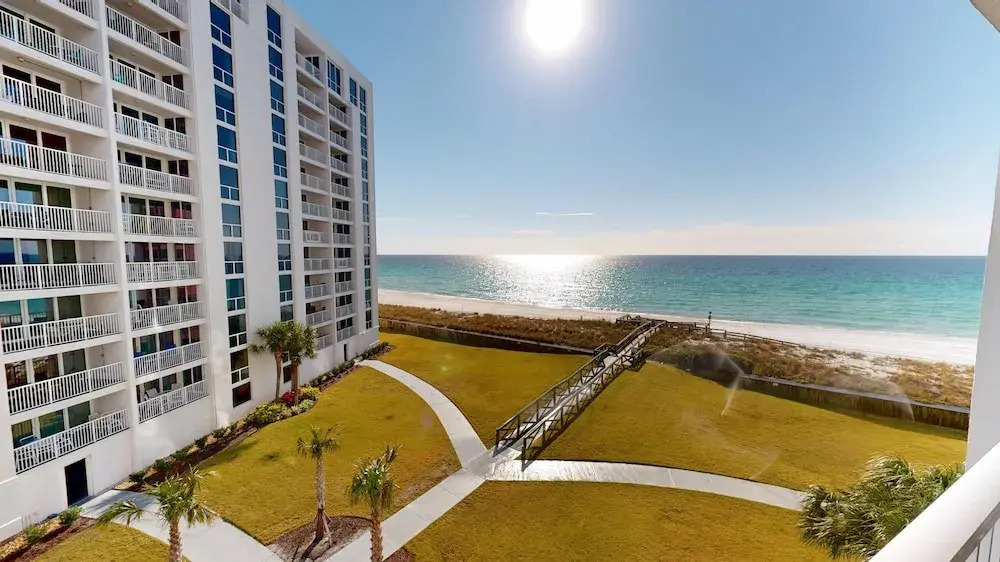 Shoreline Towers 2052 2 Bedroom Condo