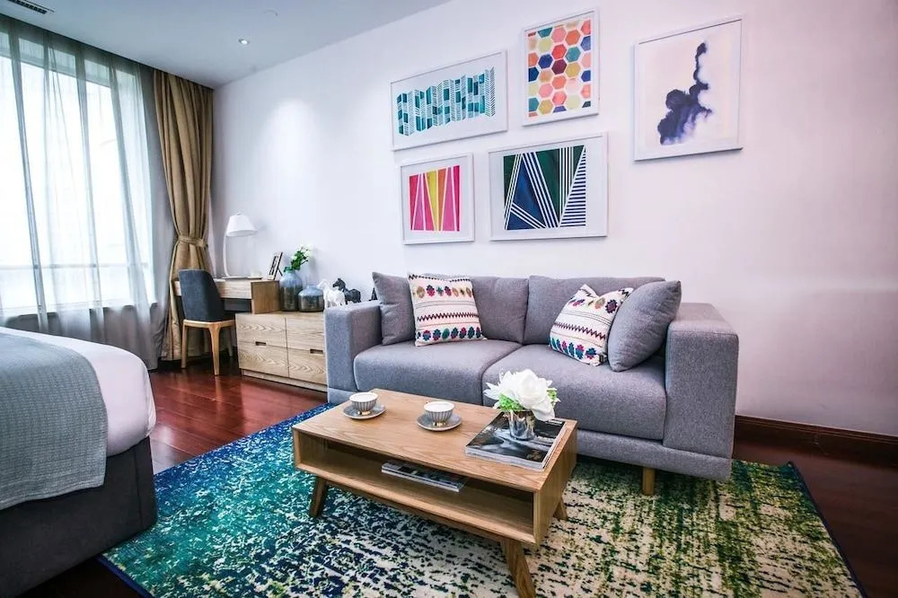 Yuanlai International Serviced Apartment