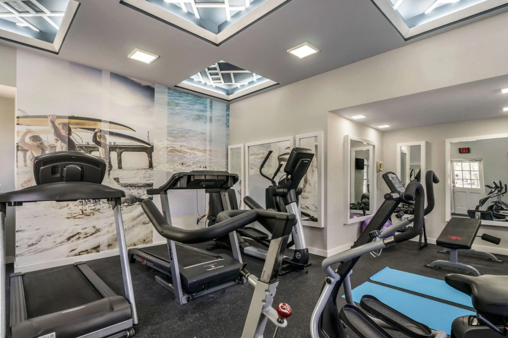 Clarion Pointe Tampa-Brandon Near Fairgrounds and Casino