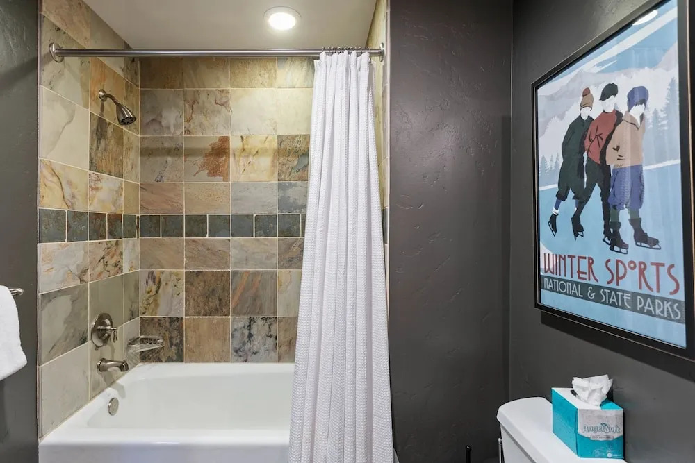Shooting Star Lodge at Deer Valley Resort - Two Bedroom Residence #204 2 Condo