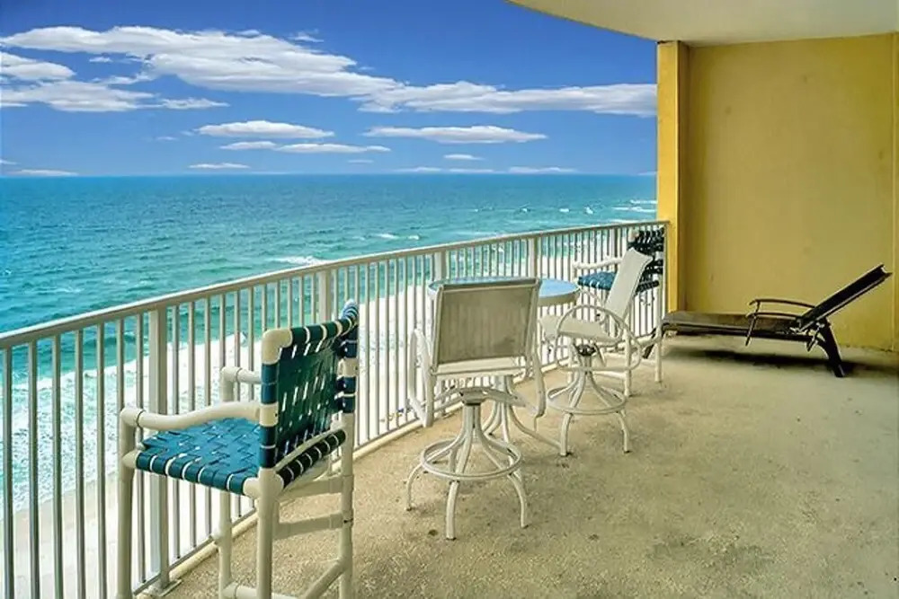 Ocean Villa 1202 687064 by RedAwning