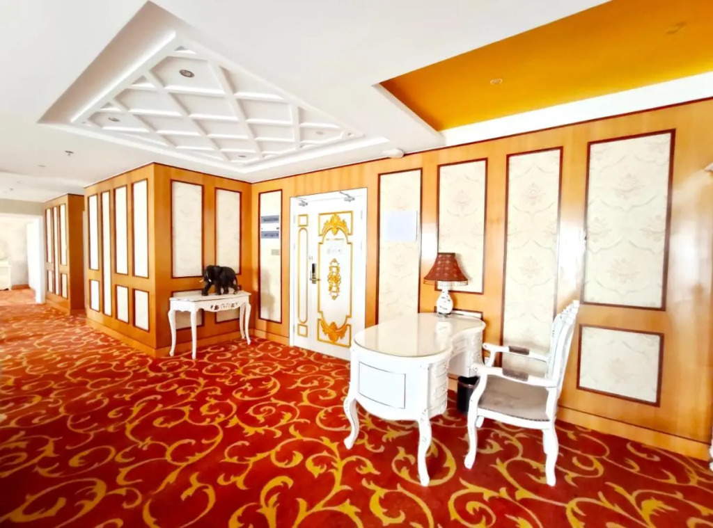 Golden Peacock Hotel Blantyre
