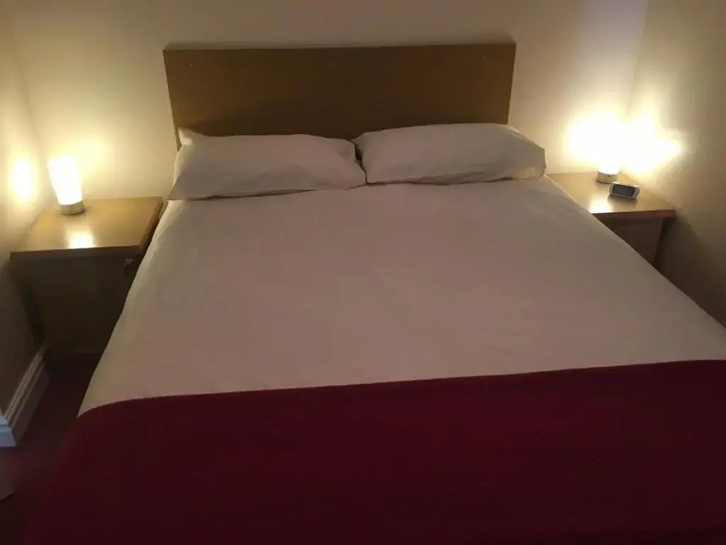 Holly Trees Hotel
