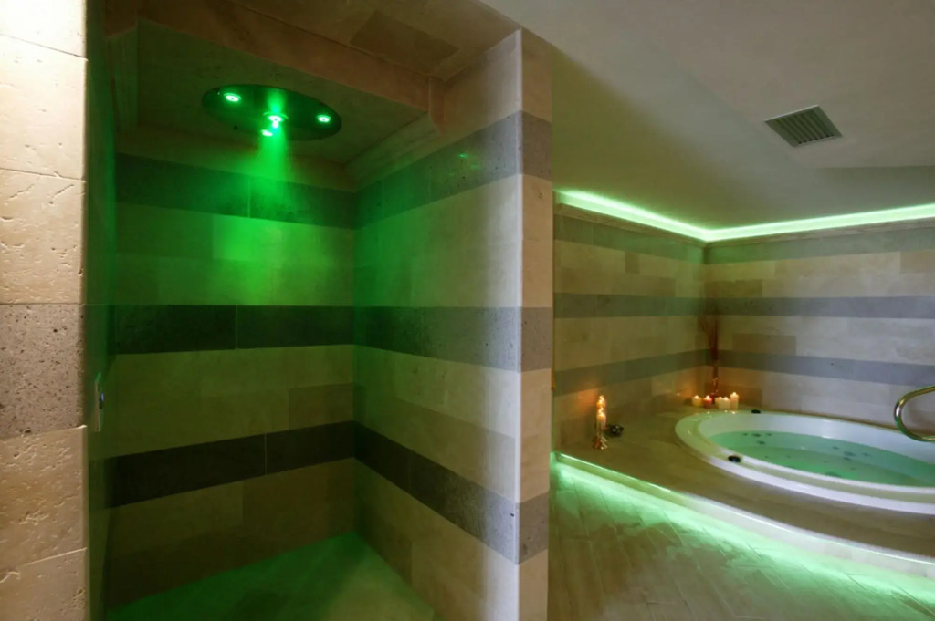 Beautiful Villa in a Unique Panoramic Position With Spa Swimming Pool Paddle Gym-villa Eline