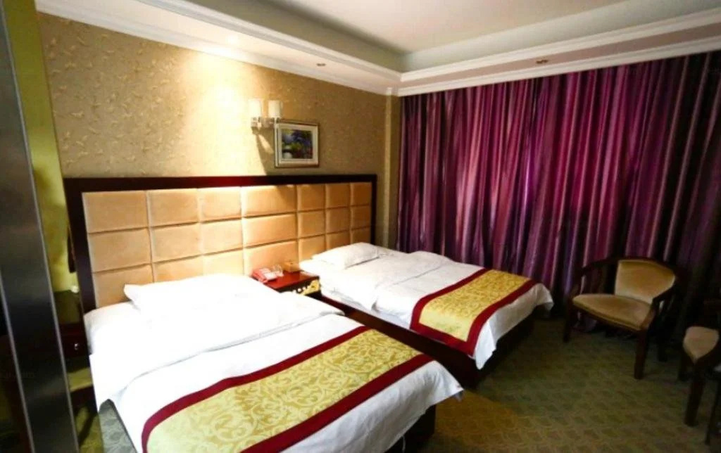 Santai Yilu Business Hotel