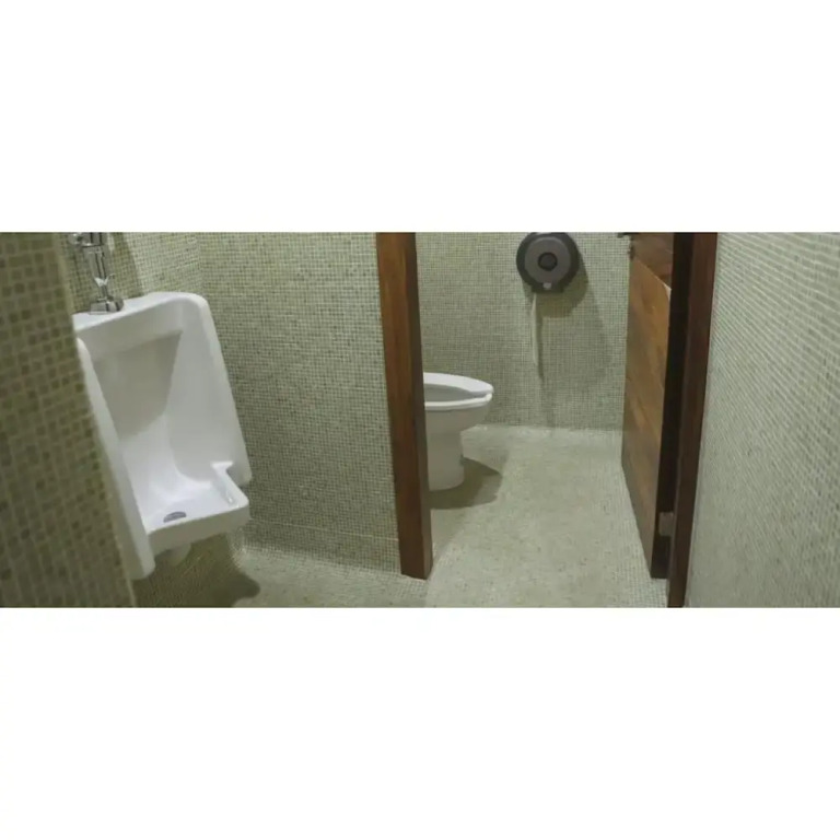 Luxurious Apartment with Amenities Near Santa Fe