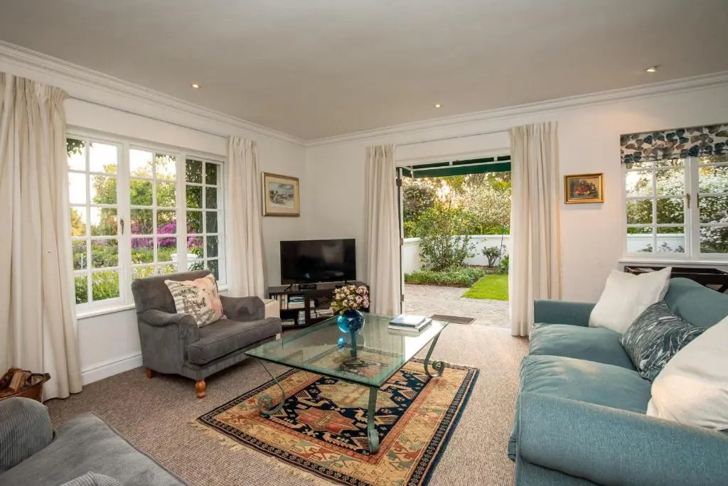 Greenhill Farm Cape Dutch Cottage Plettenberg Bay - 1 Bedroom Private Cottage