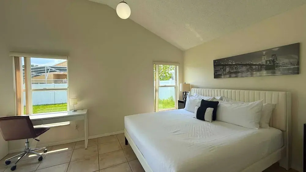 Upstay Stylish 3BR Family-friendly Retreat w Patio