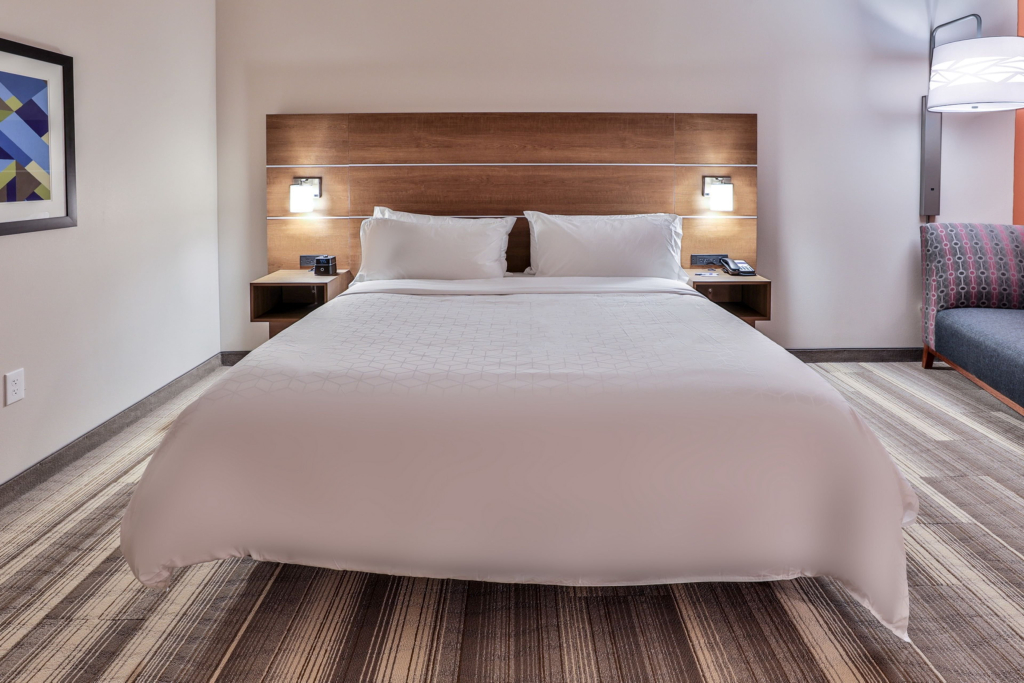 Holiday Inn Express & Suites - Nashville MetroCenter Downtown by IHG