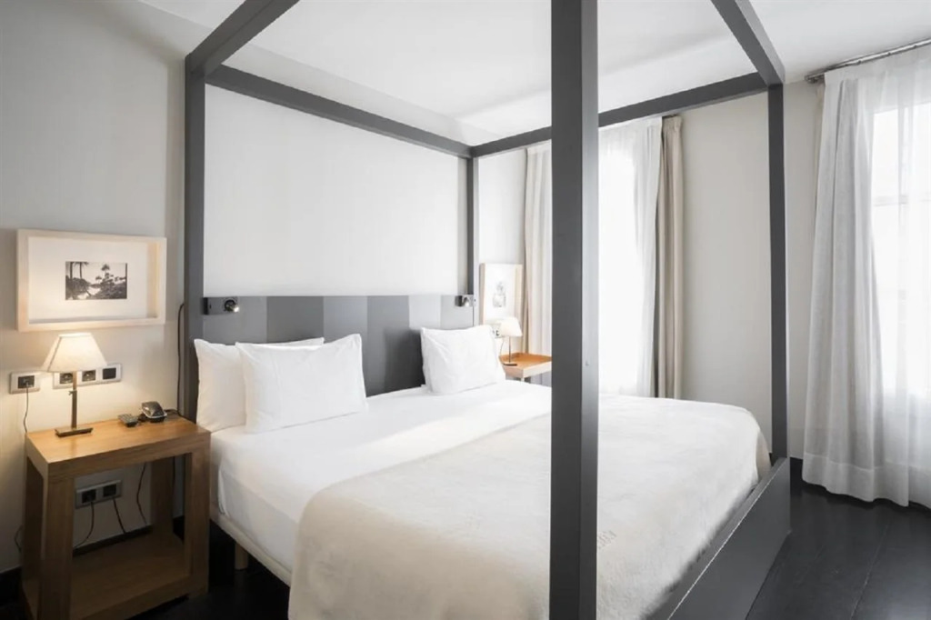 Отель Chic&basic Habana Hoose