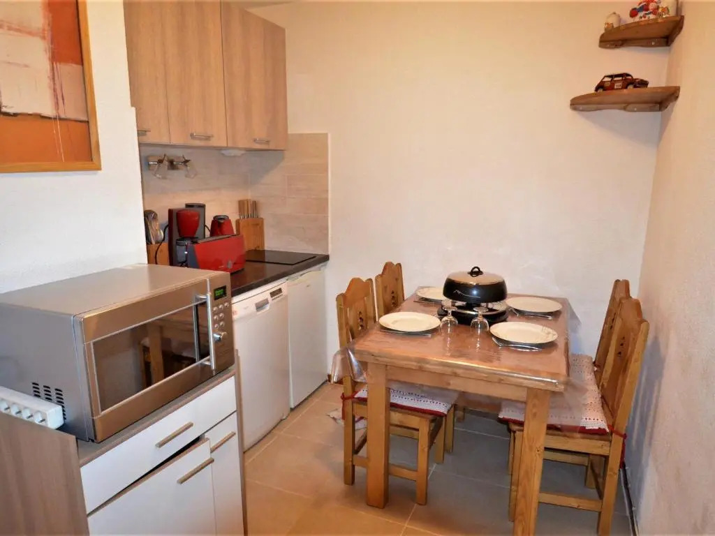 Appartement Les Menuires, 2 pièces, 4 personnes - FR-1-452-46