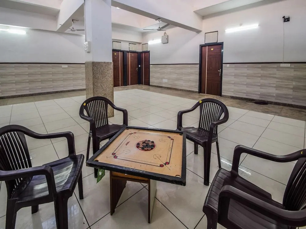 OYO 23381 Hotel Sagar Ratna