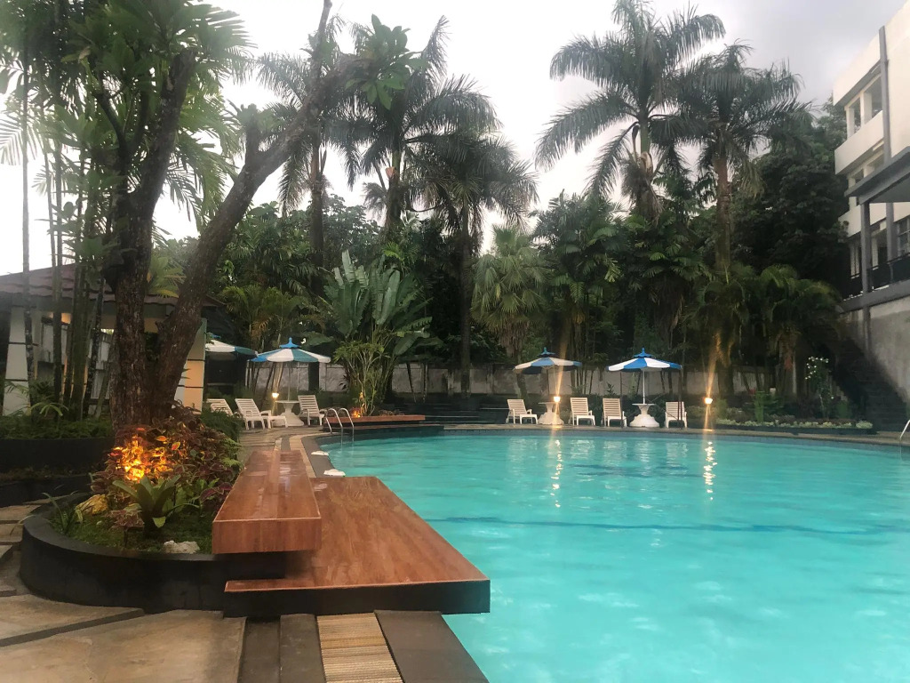 Airy Sentul Raya Jakarta KM 49.5 Bogor