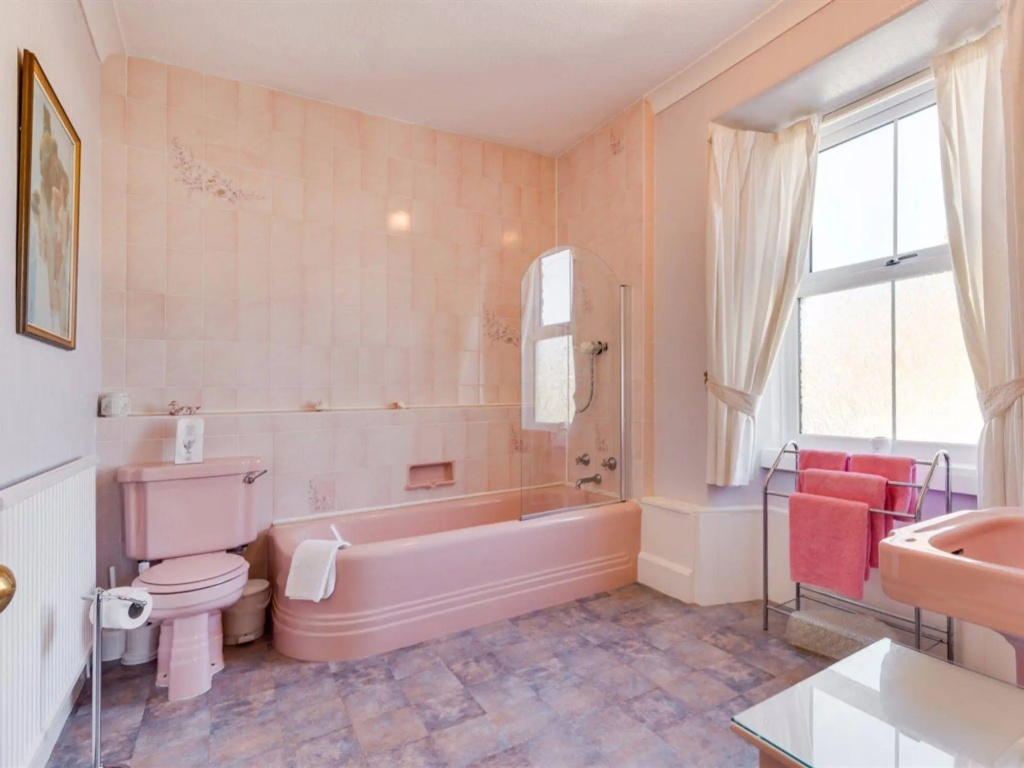 Lindisfarne House - Guest house