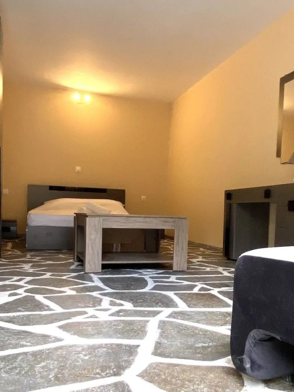 Medusa Rooms Kallithea by Lumen