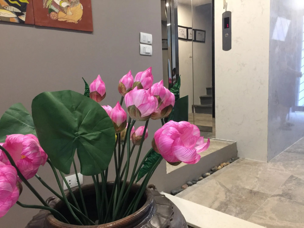 Unique Serviced Apartment