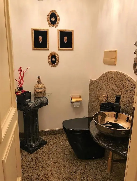 The Queens House