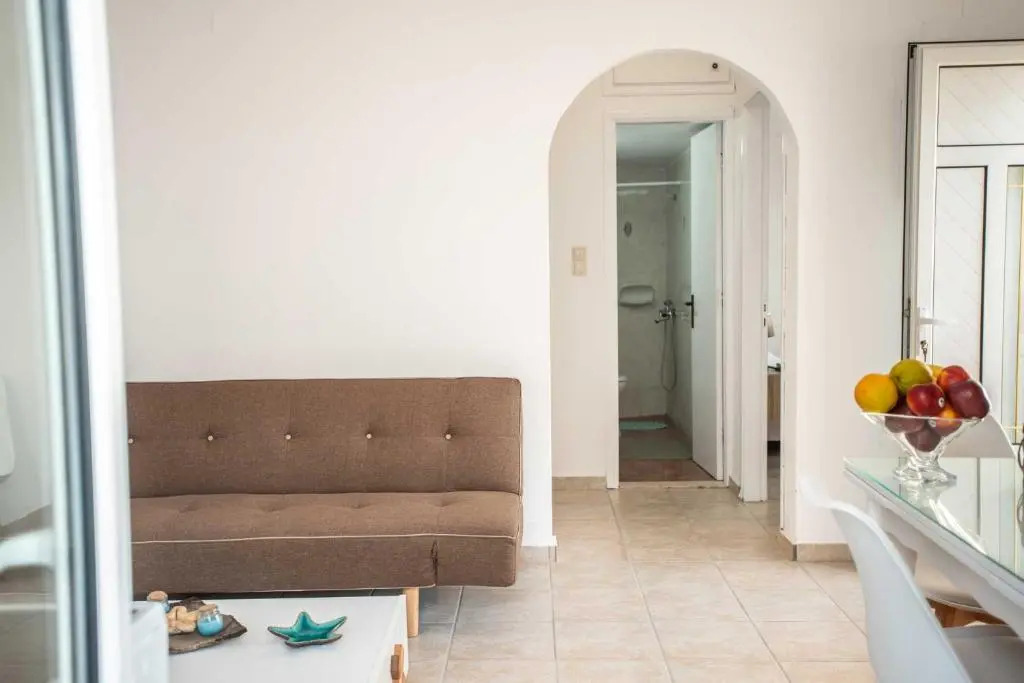 Seafront Apartment Kalamaki